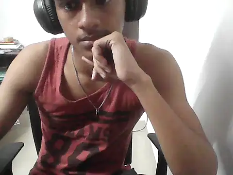 Snapshot of kjohn20 chatting on November 25, 10:15 am kjohn20 online show from November 25, 10:15 am