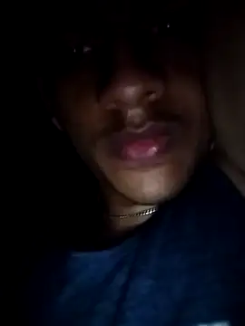 Snapshot of kjohn20 chatting on December 5, 8:16 pm kjohn20 online show from December 5, 8:16 pm