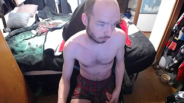 womenhateme69 online show from April 5, 4:48 pm