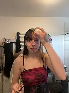Snapshot of LilithKinkyDesire chatting on July 23, 7:06 am LilithKinkyDesire online show from July 23, 7:06 am