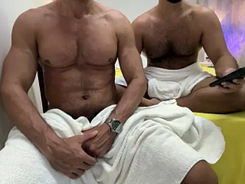 CasadoLutadorBigStuds online show from March 23, 10:47 pm