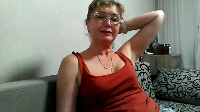 Snapshot of IrynaMolbertx chatting on October 10, 4:50 pm IrynaMolbertx online show from October 10, 4:50 pm