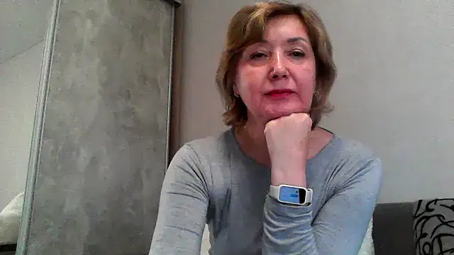 Snapshot of IrynaMolbertx chatting on October 24, 7:16 am IrynaMolbertx online show from October 24, 7:16 am