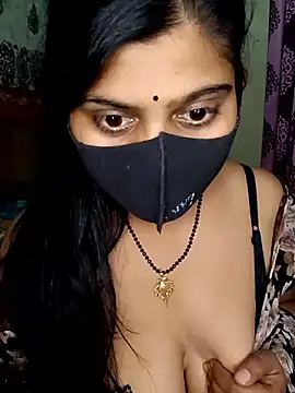 reena502 online show from April 7, 10:37 am