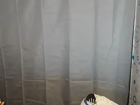 Snapshot of Soft_Angel8 chatting on April 2, 4:10 am Soft Angel8 online show from April 2, 4:10 am