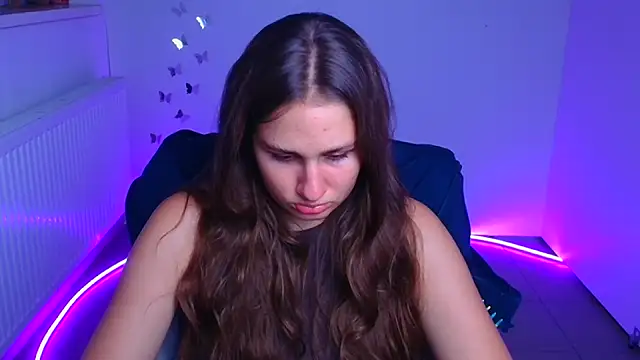Snapshot of Stefanie_Sweet chatting on September 22, 5:31 am Stefanie Sweet online show from September 22, 5:31 am