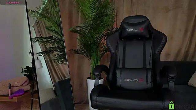 Snapshot of Relax_Time_ chatting on September 17, 3:14 pm Relax Time online show from September 17, 3:14 pm