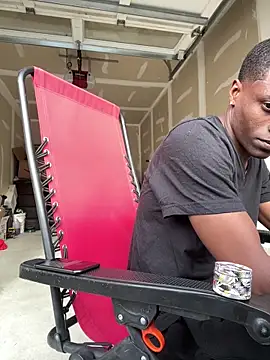 labishyoung25 online show from September 27, 10:15 pm