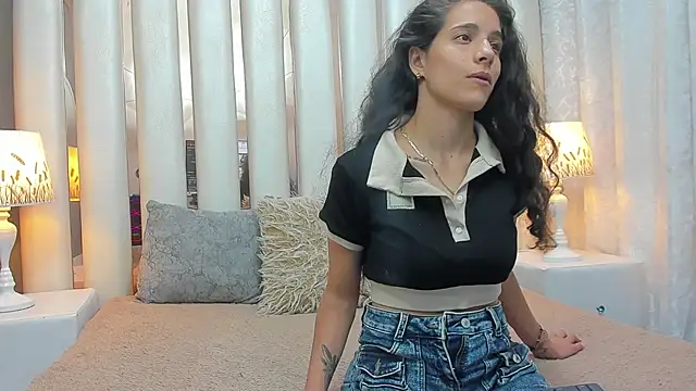 MiaCours online show from April 11, 1:26 pm