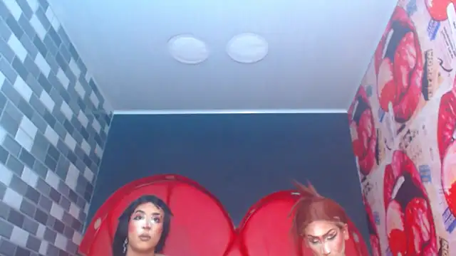 julessxcharlotte online show from November 3, 2:07 pm