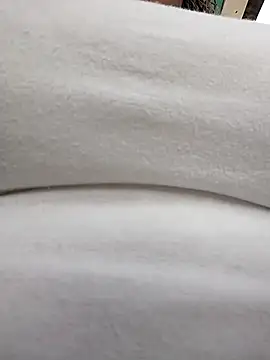 Mia-Glow online show from April 7, 12:16 pm