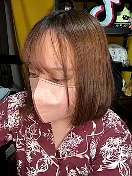 Snapshot of 0kanna0 chatting on October 3, 3:31 pm 0kanna0 online show from October 3, 3:31 pm