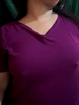 Snapshot of Maggi-is-back chatting on September 9, 4:56 am Maggi-is-back online show from September 9, 4:56 am