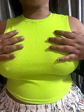 Snapshot of Maggi-is-back chatting on September 16, 2:34 am Maggi-is-back online show from September 16, 2:34 am