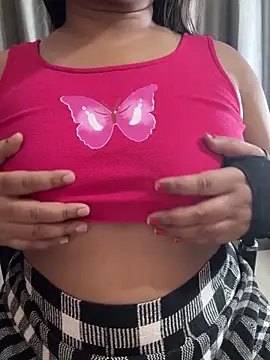 Maggi-is-back online show from December 20, 6:26 pm