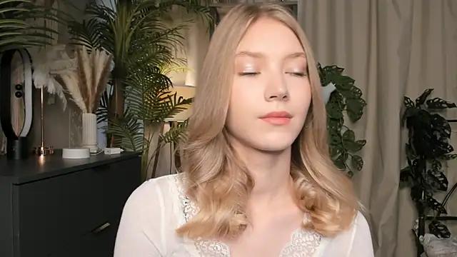 ChinBonnell online show from October 11, 5:50 am