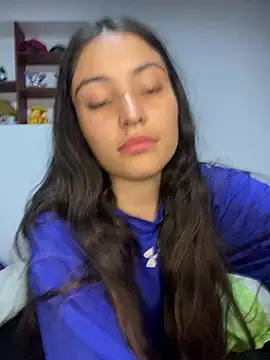 hotwife26 online show from March 3, 9:04 am