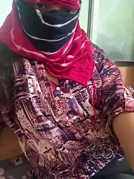 crazy111girl online show from February 4, 12:22 pm