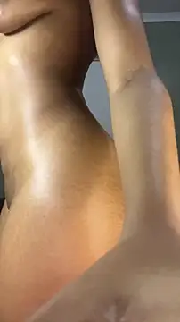 Snapshot of Sexy_blackwoman chatting on May 14, 8:37 pm Sexy blackwoman online show from May 14, 8:37 pm
