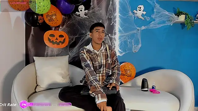 ender h0t online show from October 17, 2:19 pm