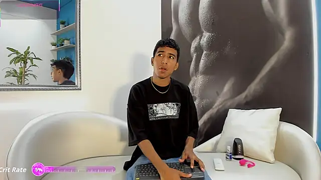 ender h0t online show from November 8, 1:44 pm