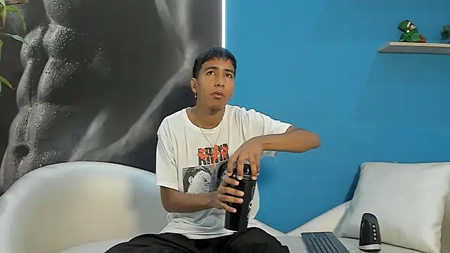 ender h0t online show from January 8, 2:41 pm