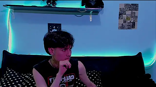 Dioniso guy8 online show from April 14, 10:38 pm