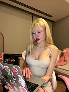 Sindyyy228 online show from November 20, 10:42 pm