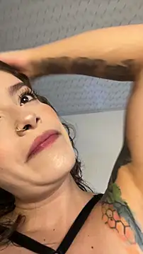 alysa g  online show from December 2, 9:32 pm