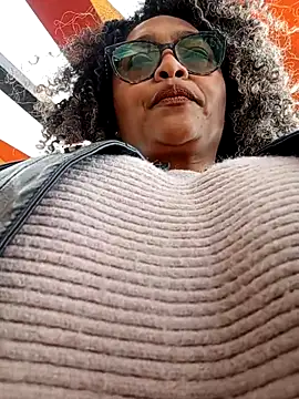 BiiancaEstradaa online show from February 22, 5:44 pm