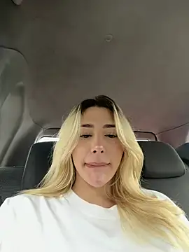 Mia sofiia21 online show from March 12, 2:56 pm