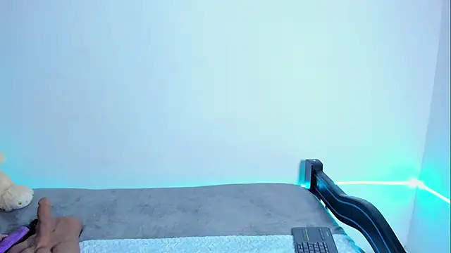 Im naho online show from March 6, 10:06 pm