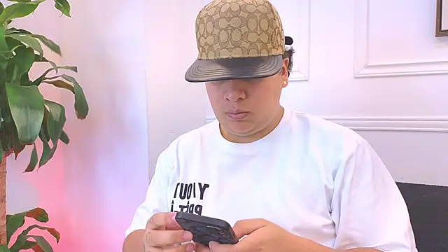 Naim Bennetsex online show from February 5, 6:23 pm