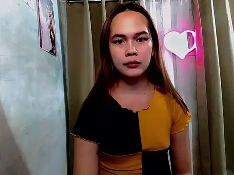 sweetsassyxx online show from September 15, 5:46 pm