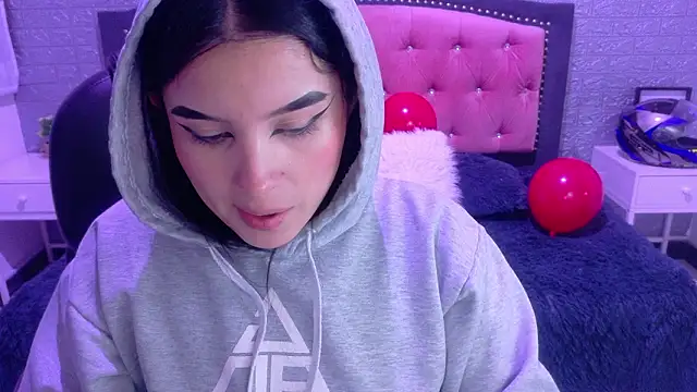 Natalie loffreda online show from February 17, 3:14 am