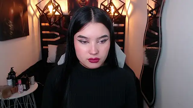 Natalie loffreda online show from April 10, 8:02 pm