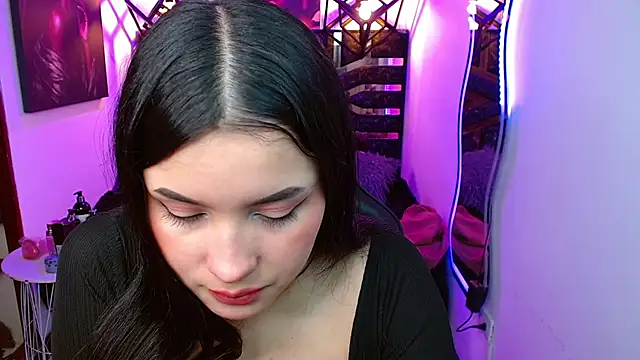 Natalie loffreda online show from June 2, 8:22 pm
