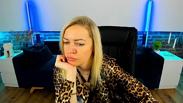 Snapshot of Anna_Snows chatting on September 23, 12:08 pm Anna Snows online show from September 23, 12:08 pm