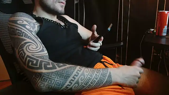 th1  online show from April 16, 12:17 pm