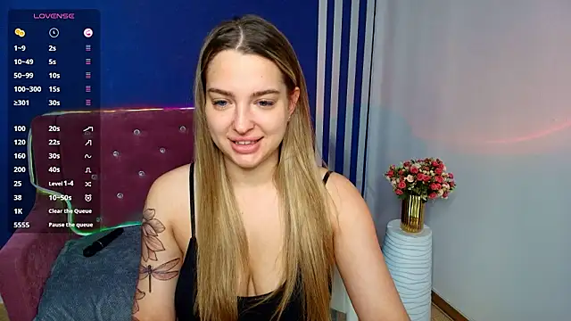 Emma  Ross online show from February 27, 2:33 am