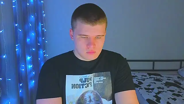 kittenmurr online show from November 20, 9:36 pm