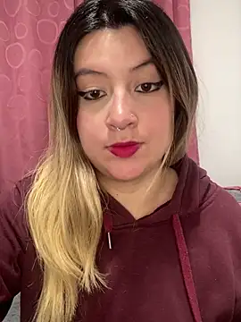 Blair Bunnyy online show from April 10, 7:35 am