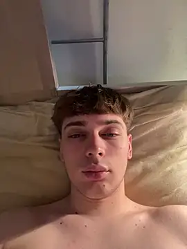 Snapshot of Fappatore_Nato05 chatting on September 16, 1:12 pm Fappatore Nato05 online show from September 16, 1:12 pm