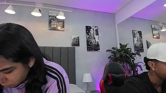 violet and myers online show from November 1, 11:23 am