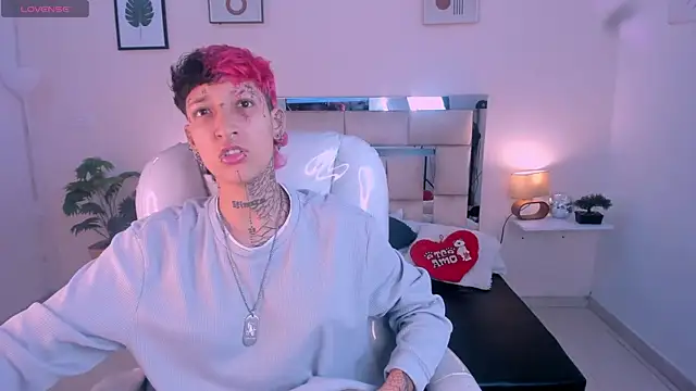 Luci Rose online show from September 17, 1:57 pm