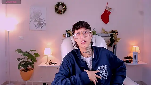 Luci Rose online show from November 20, 3:18 am