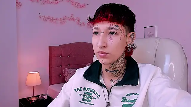 Luci Rose online show from March 18, 4:21 pm