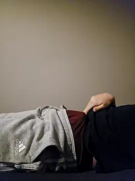 Snapshot of Trekkerboi chatting on October 23, 8:18 pm Trekkerboi online show from October 23, 8:18 pm