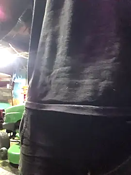 twistafatpipe online show from October 6, 11:07 am