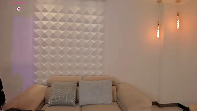 VeronicaBlue online show from October 7, 12:13 pm